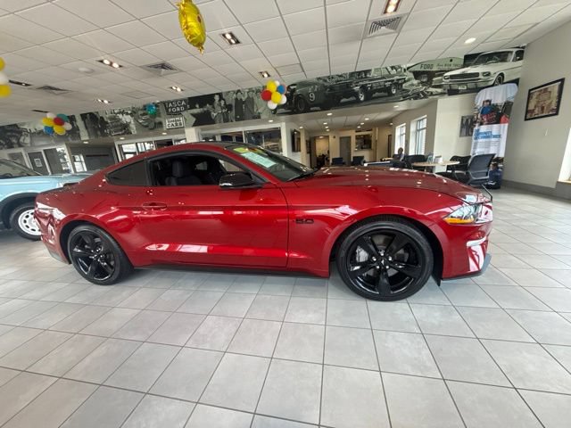 Used 2021 Ford Mustang GT w/ Black Accent Package RWD image 2