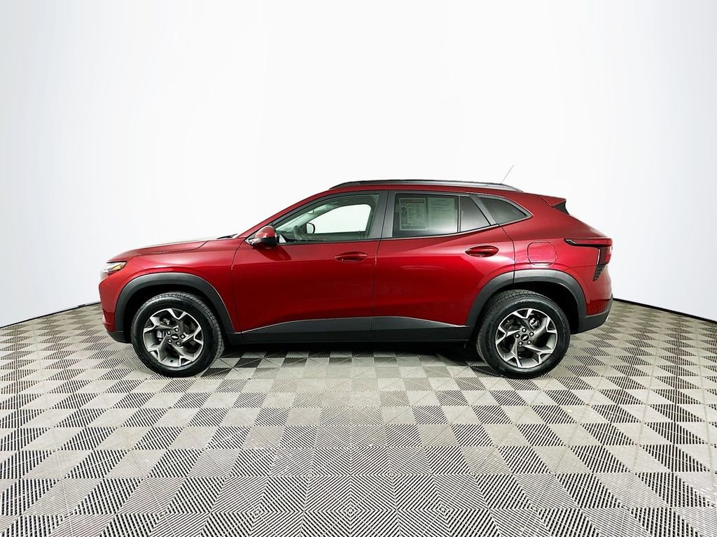 Used 2024 Chevrolet Trax LT image 6