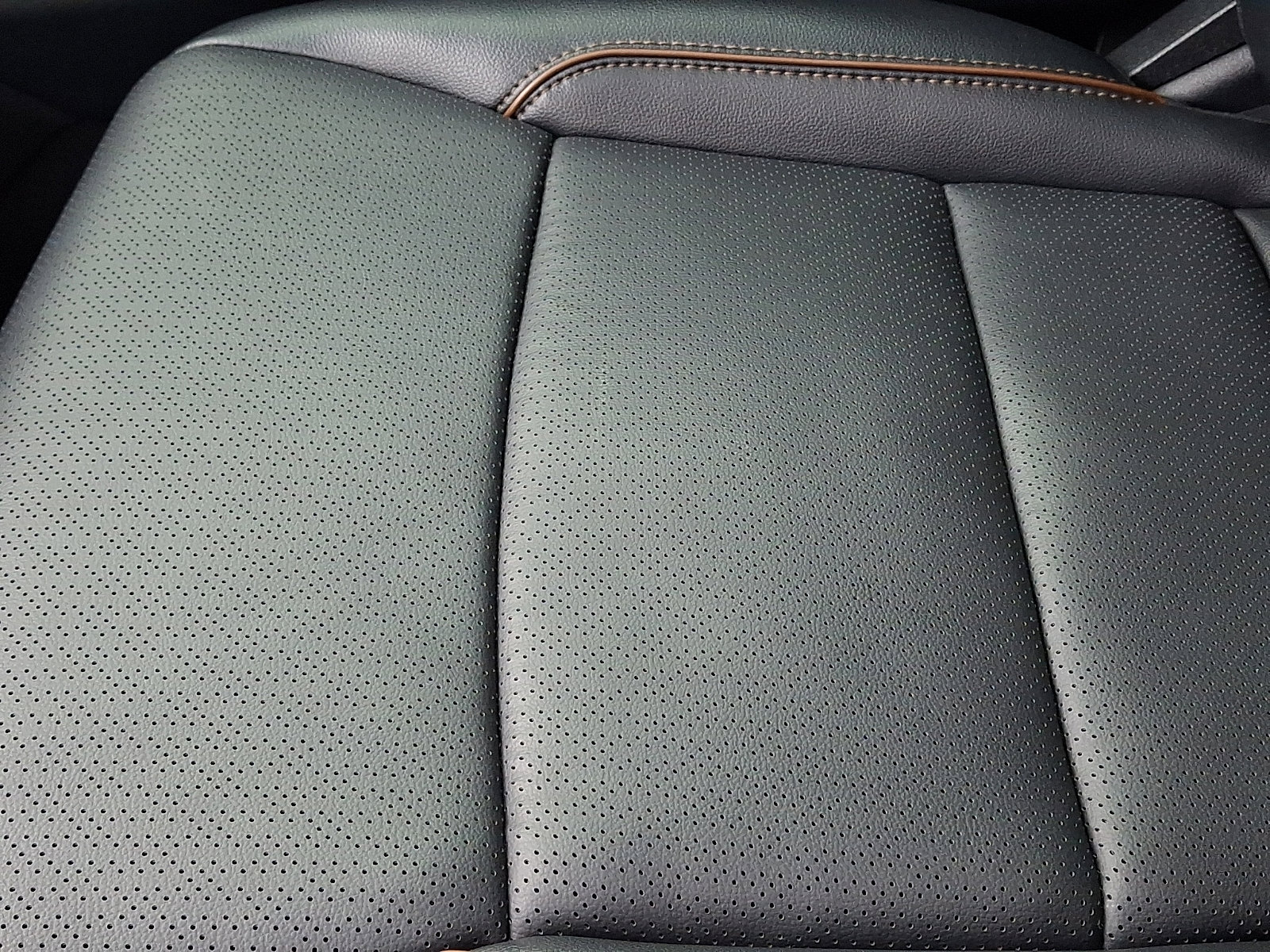 Certified 2025 Ford F250 Lariat w/ Lariat Ultimate Package image 26