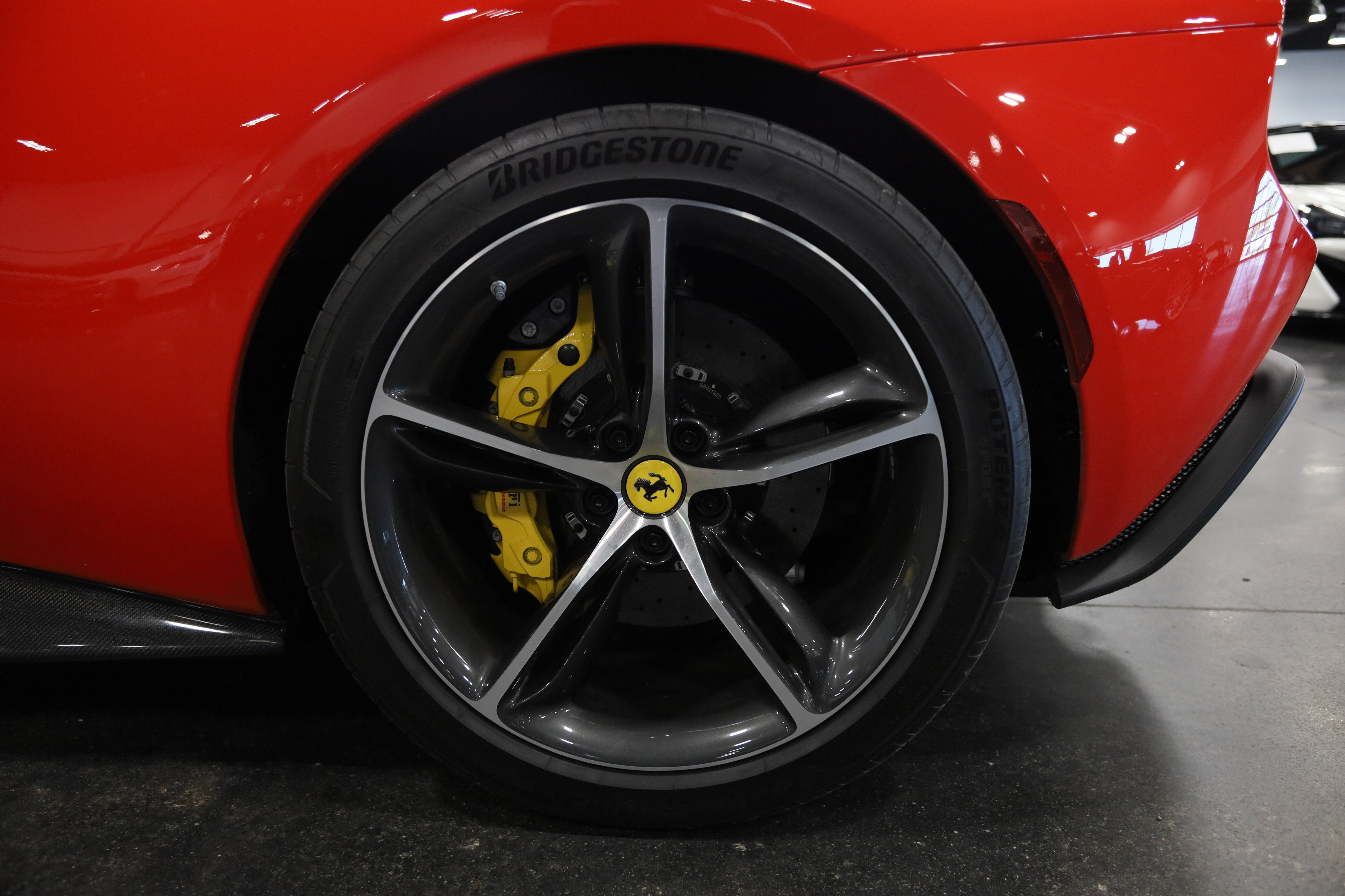 Used 2025 Ferrari 296 GTB RWD image 11