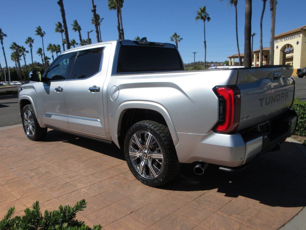 Used 2023 Toyota Tundra Capstone AWD/4WD image 2