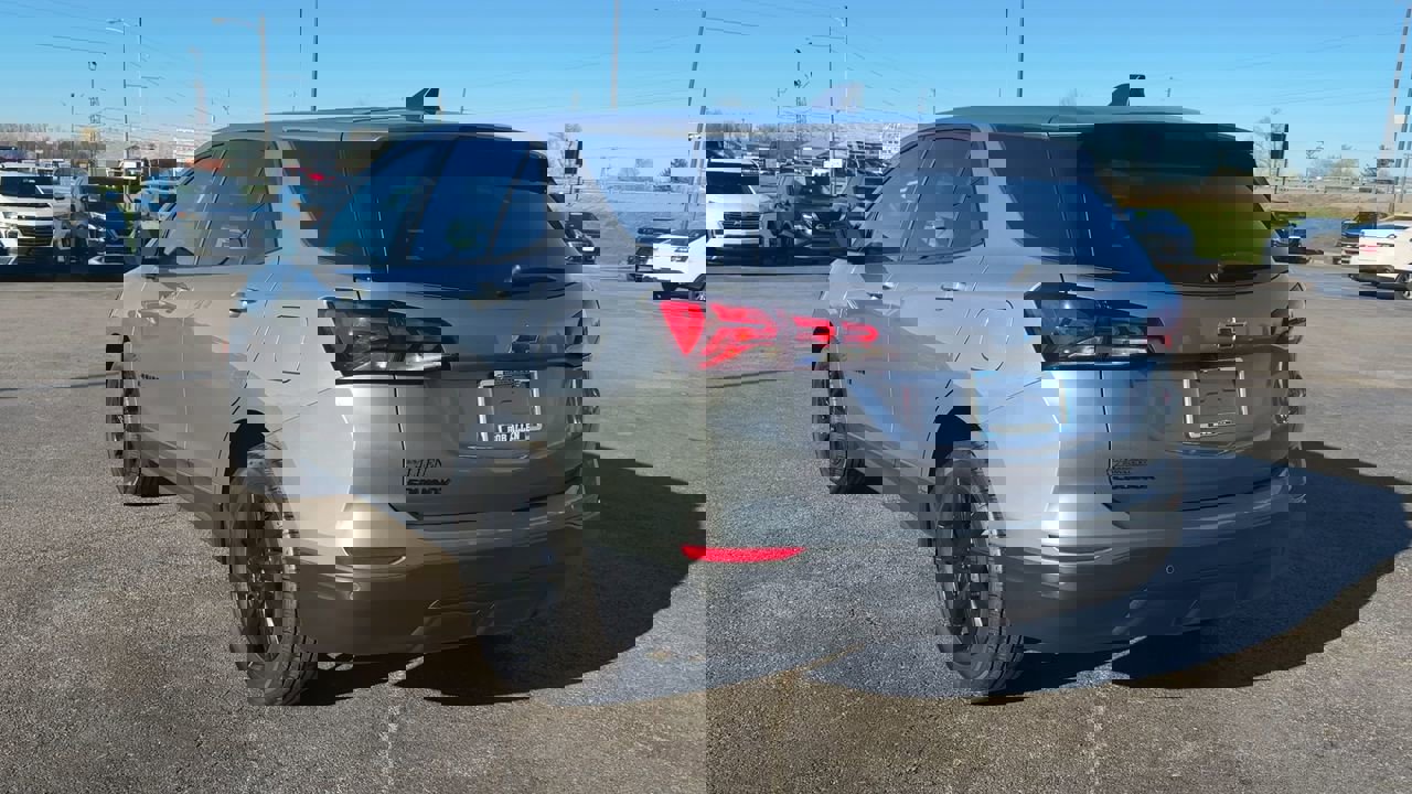 Used 2024 Chevrolet Equinox LS w/ LS Convenience Package image 6