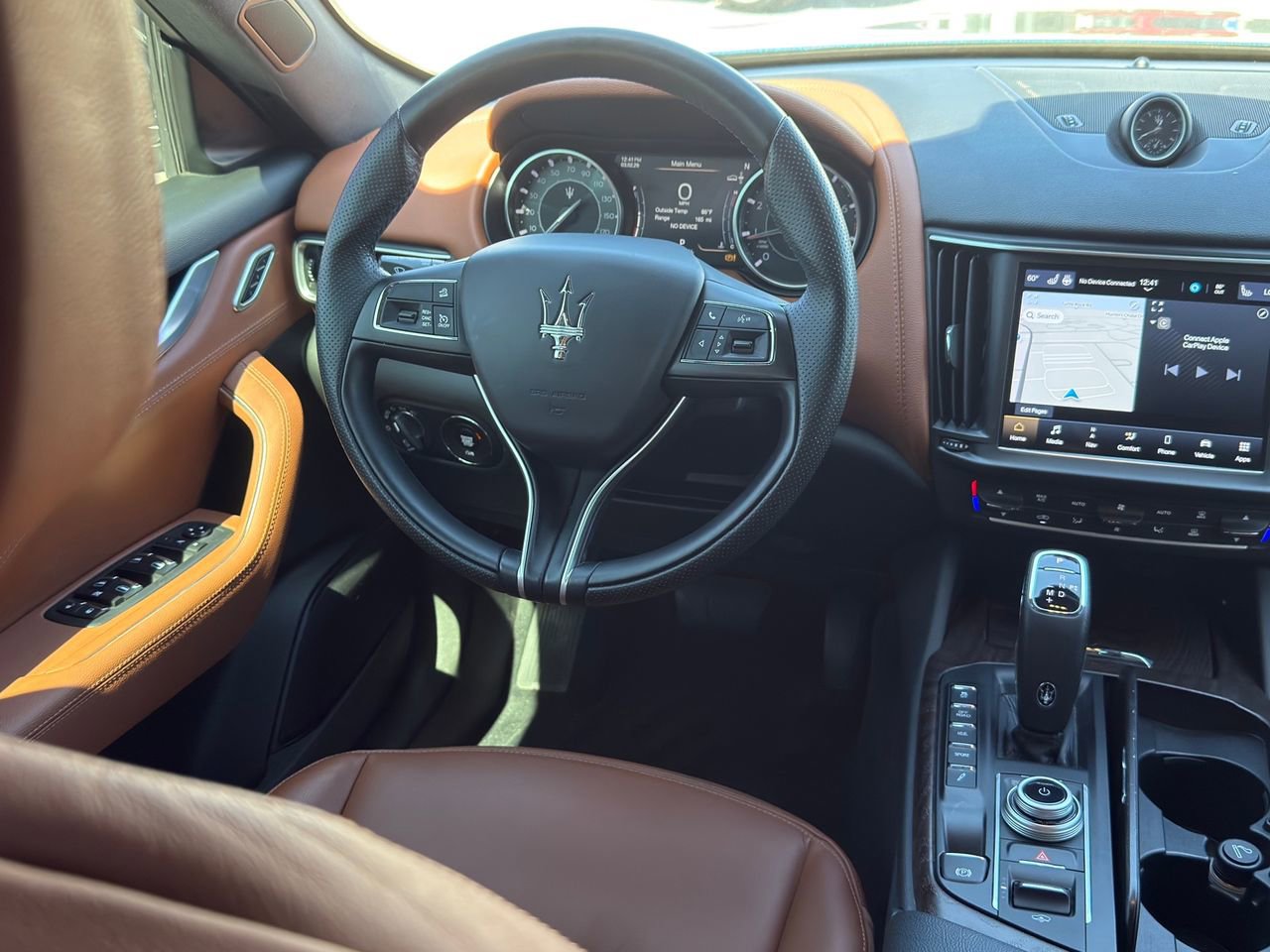 Certified 2022 Maserati Levante GT image 38