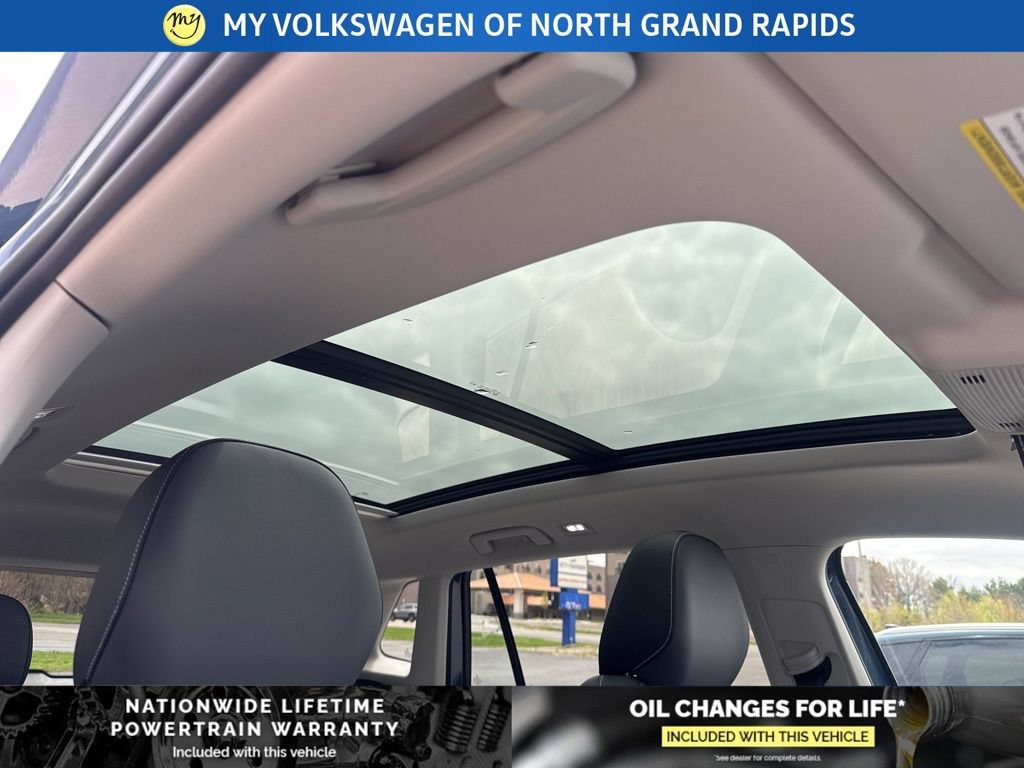 New 2026 Volkswagen Tiguan SE AWD/4WD image 32