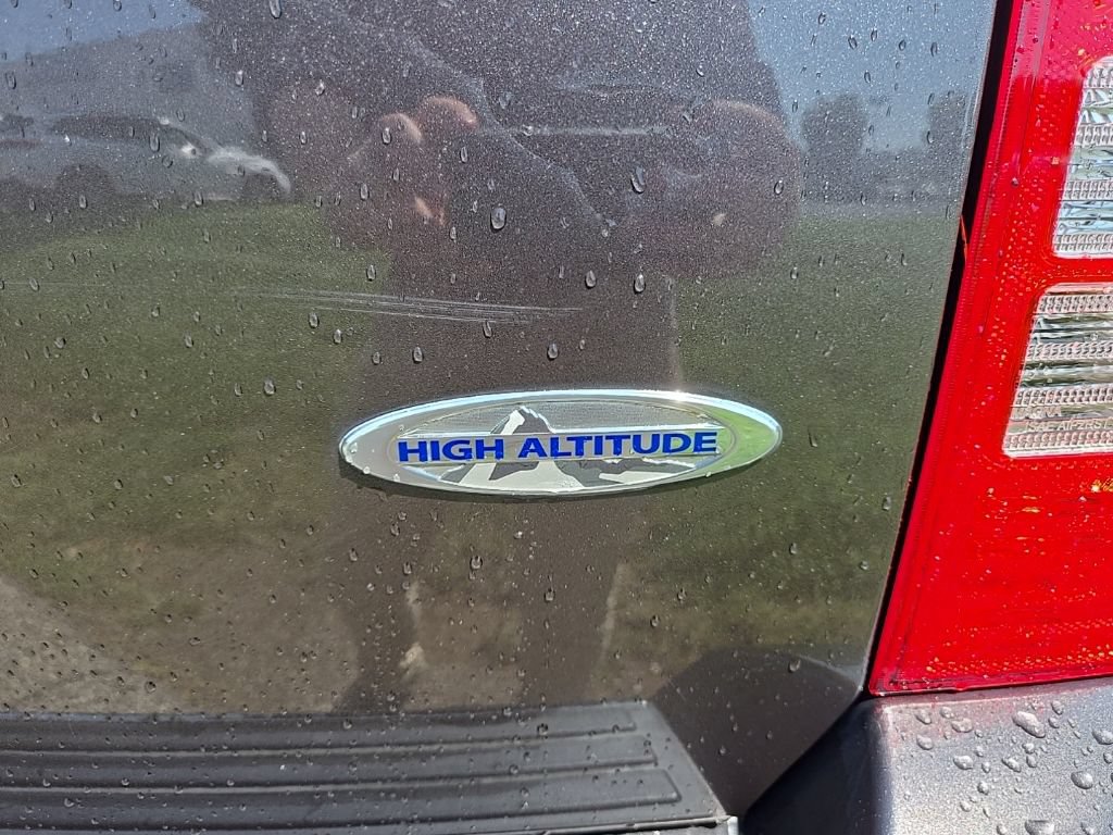 Used 2017 Jeep Patriot High Altitude AWD/4WD image 5