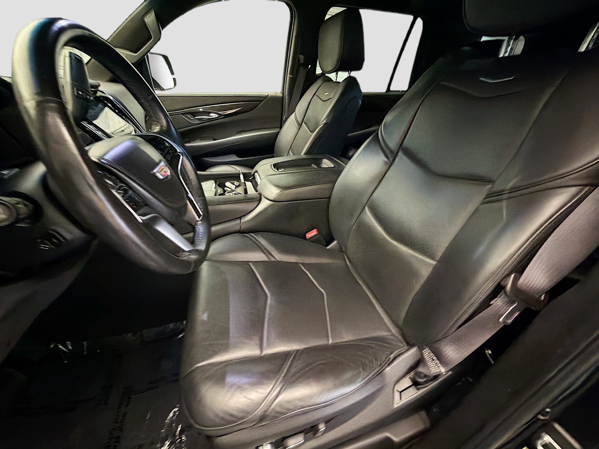 Used 2016 Cadillac Escalade Platinum AWD/4WD image 11