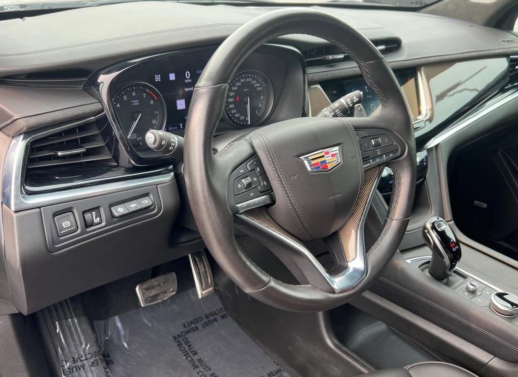 Certified 2024 Cadillac XT6 Sport w/ Platinum Package AWD/4WD image 23