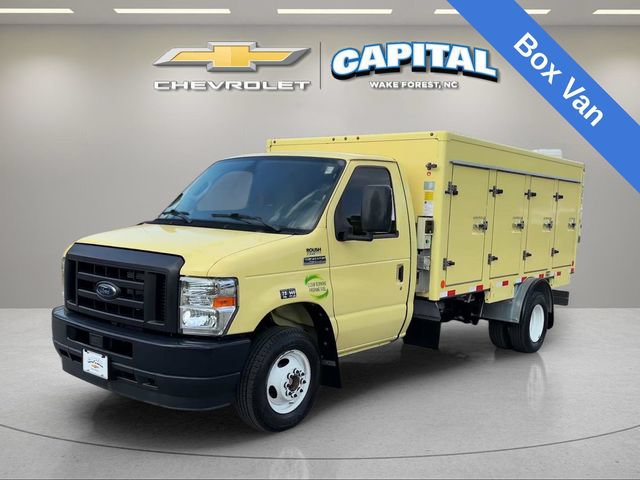 Used 2022 Ford E-450 and Econoline 450 Super Duty RWD image 1