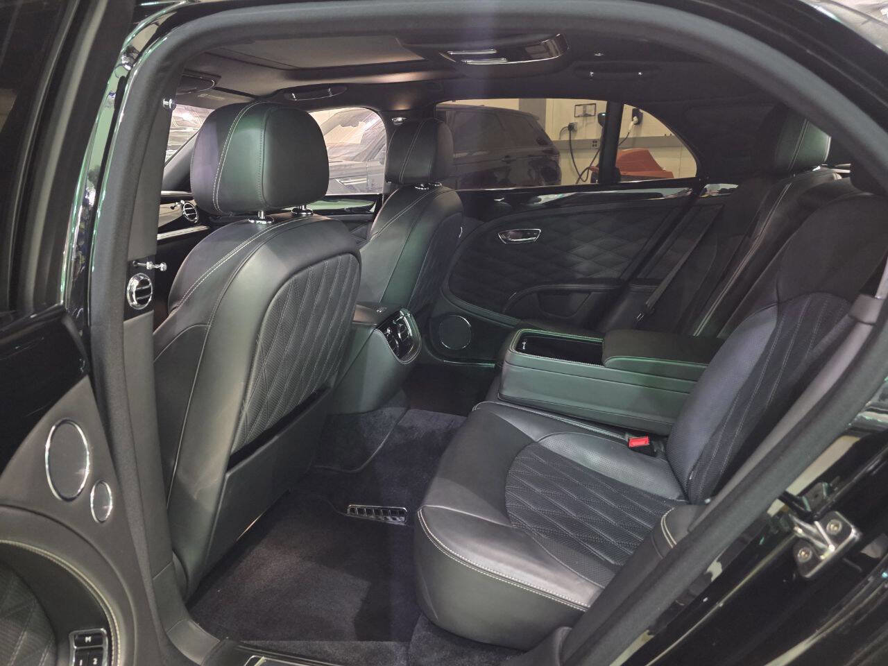 Used 2017 Bentley Mulsanne RWD image 23