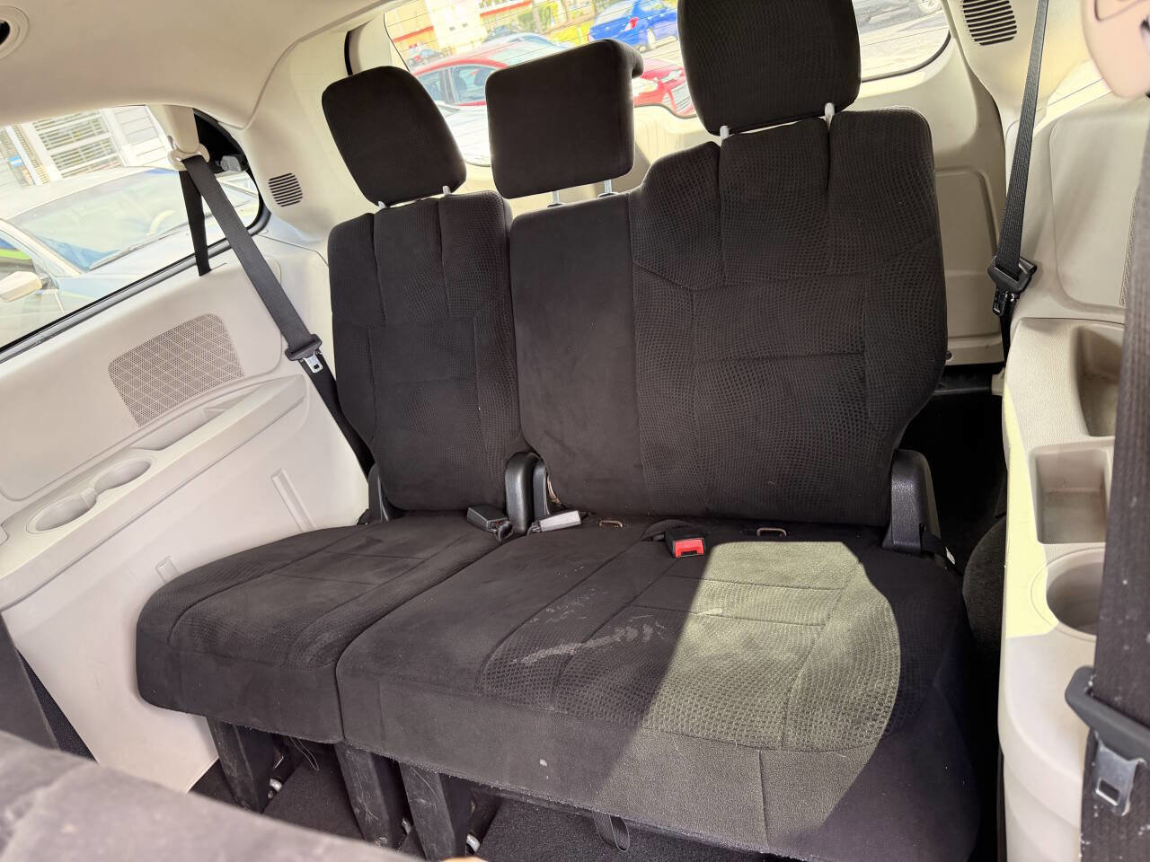 Used 2012 Dodge Grand Caravan SE FWD image 11