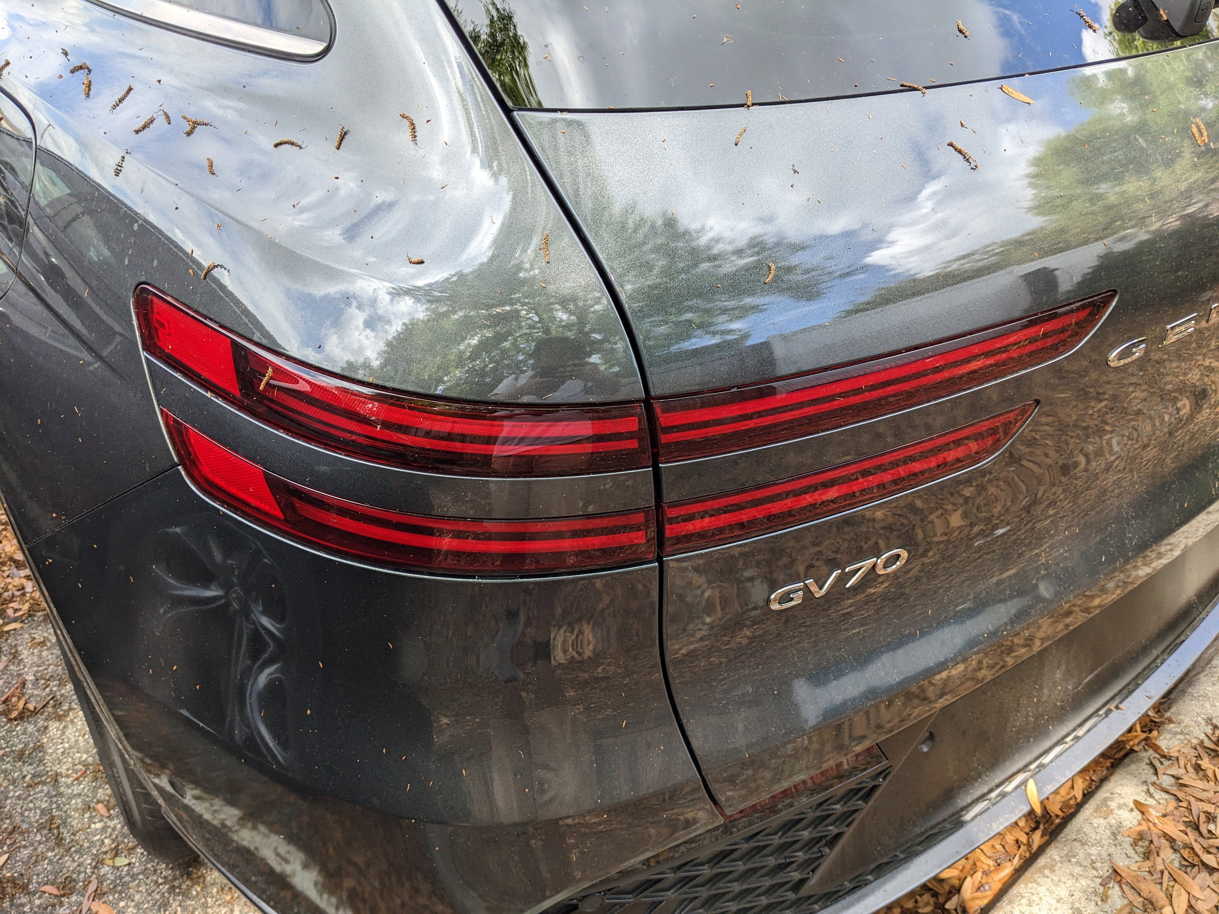 Used 2023 Genesis GV70 3.5T Sport w/ Sport Prestige Package image 21