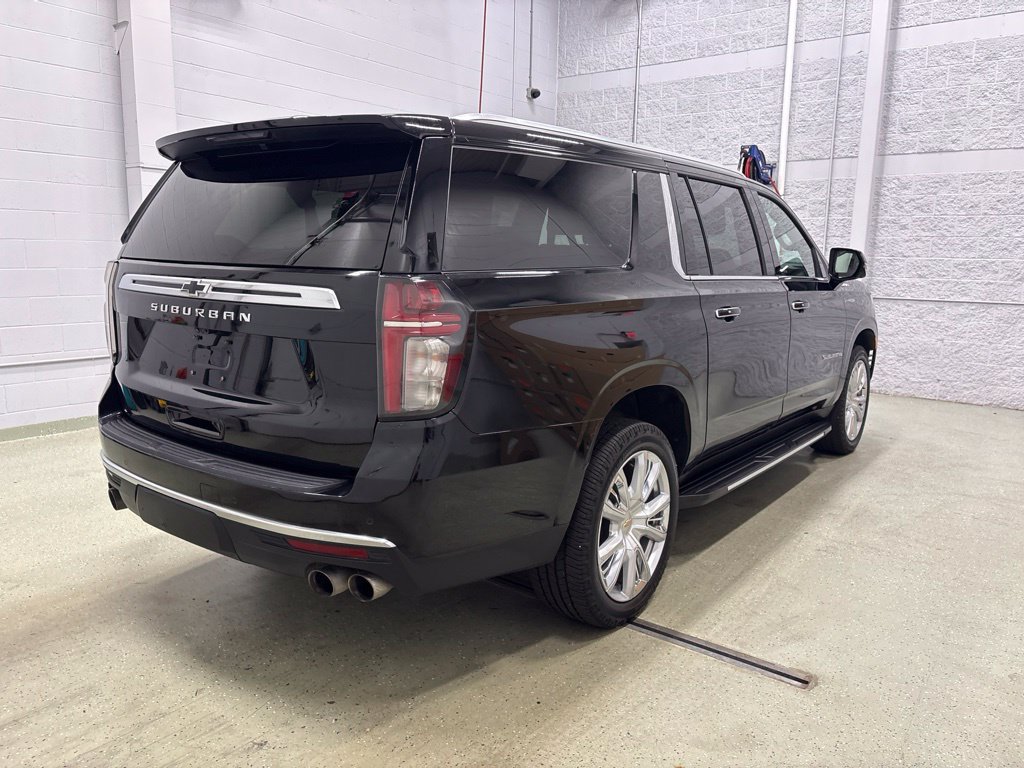 Certified 2023 Chevrolet Suburban High Country AWD/4WD image 4