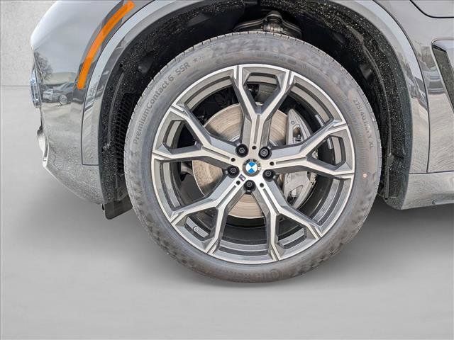 New 2026 BMW X5 xDrive50e w/ M Sport Package AWD/4WD image 9