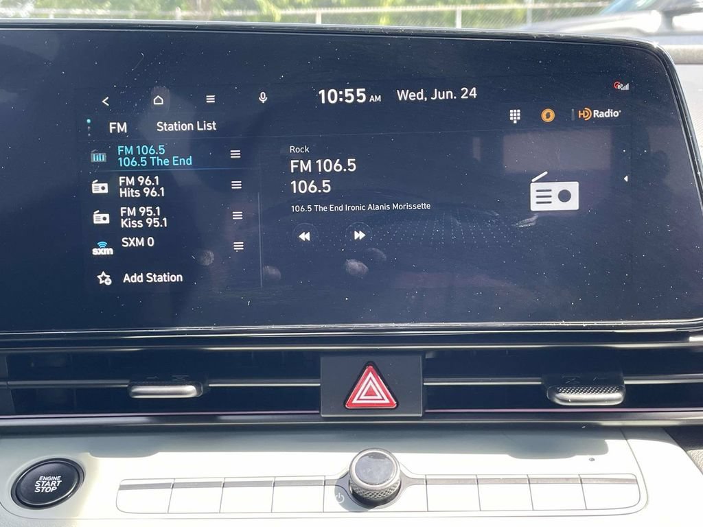 Used 2025 Hyundai Elantra Limited FWD image 36