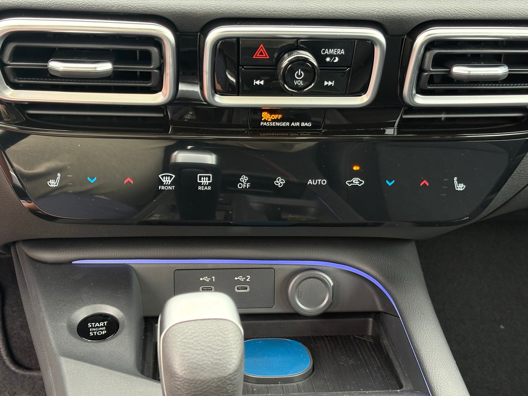 New 2027 Nissan Sentra SR w/ SR Premium Package FWD image 16