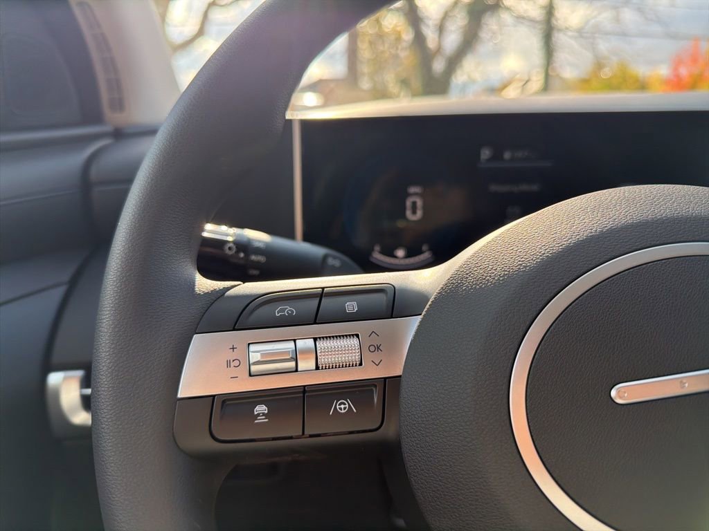 New 2026 Hyundai Tucson SE image 32