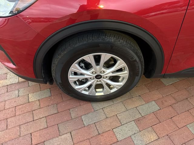 Used 2023 Ford Escape Active w/ Tech Pack #2 image 2