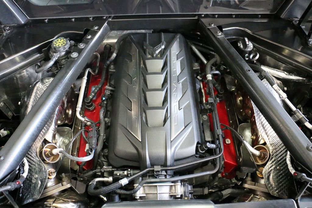 Used 2025 Chevrolet Corvette E-Ray w/ Stealth Interior Trim Package image 31