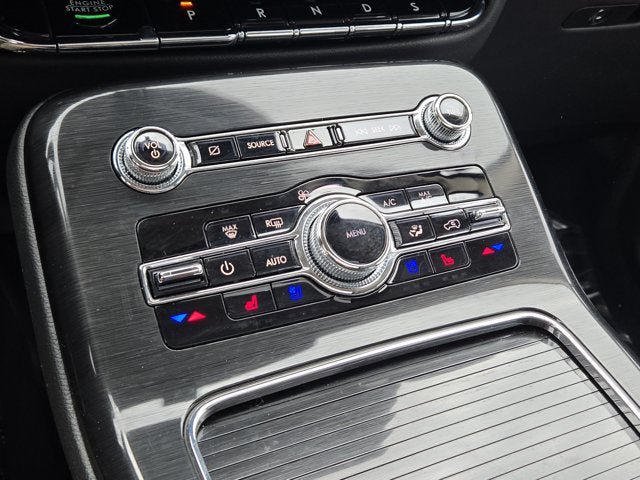Used 2023 Lincoln Nautilus Reserve AWD/4WD image 27