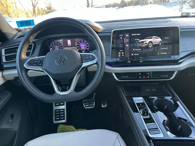 Used 2025 Volkswagen Atlas Cross Sport SEL Premium R-Line image 14
