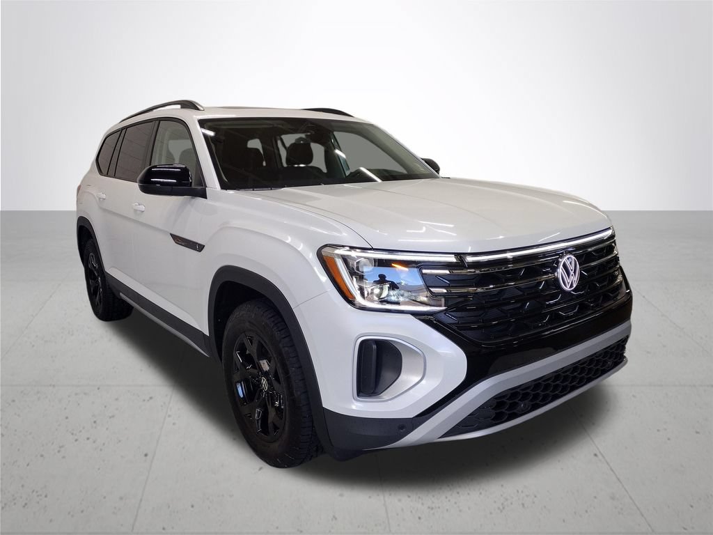 New 2026 Volkswagen Atlas Peak Edition AWD/4WD image 4