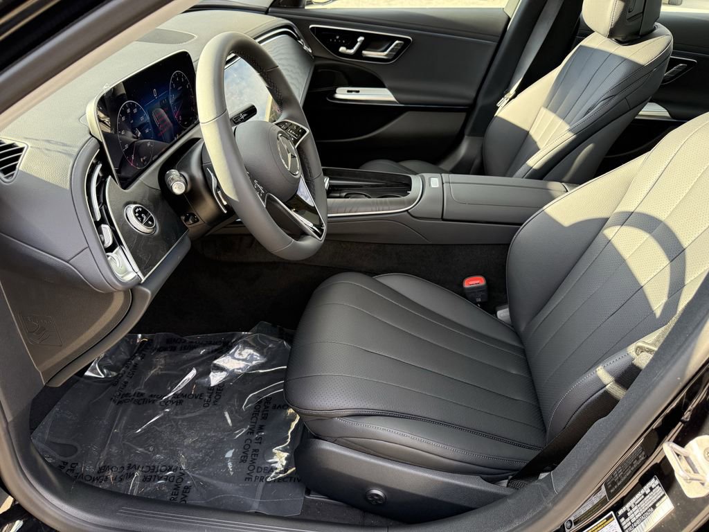 New 2026 Mercedes-Benz E 350 4MATIC Sedan image 9