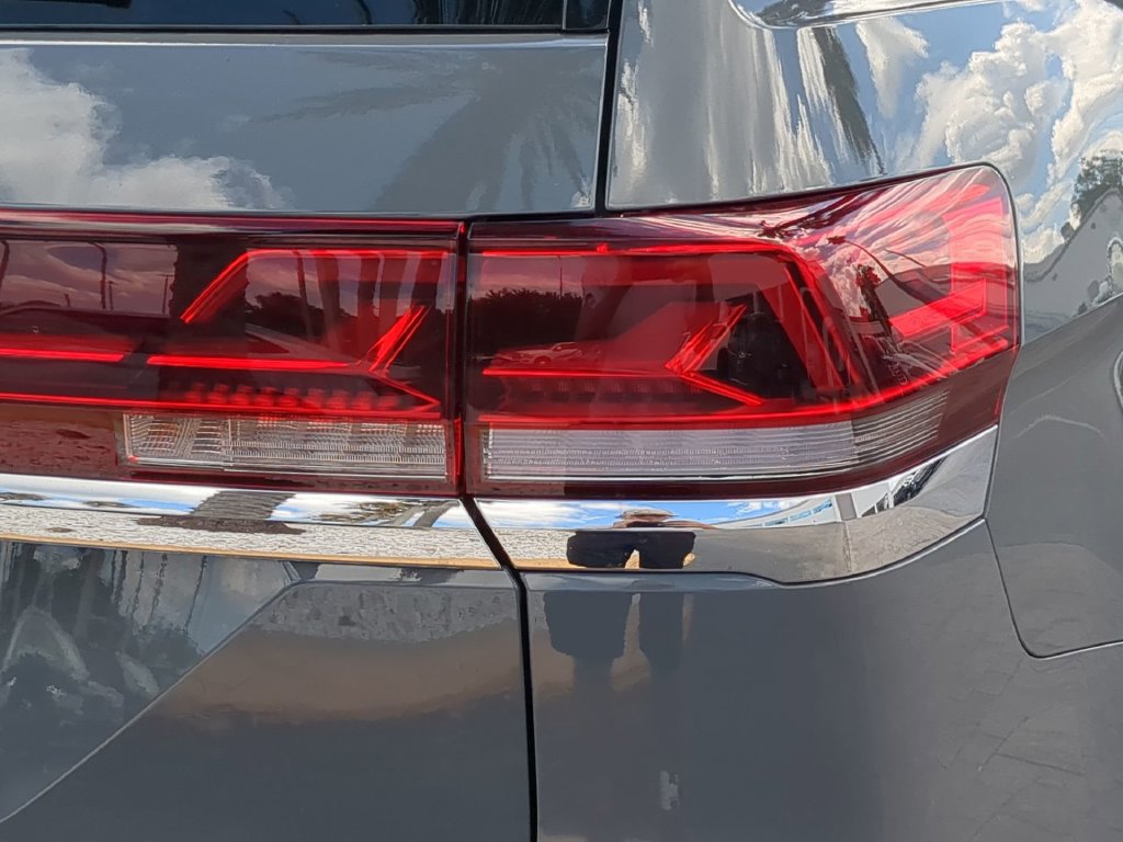 New 2026 Volkswagen Atlas SE FWD image 8