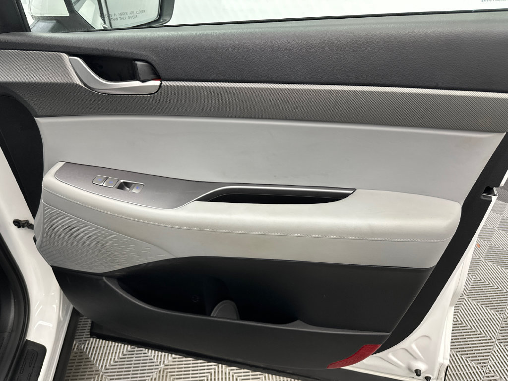 Used 2024 Hyundai Palisade SEL FWD image 15