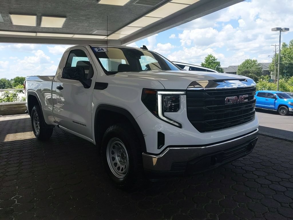 Used 2024 GMC Sierra 1500 Pro w/ Trailering Package AWD/4WD image 4
