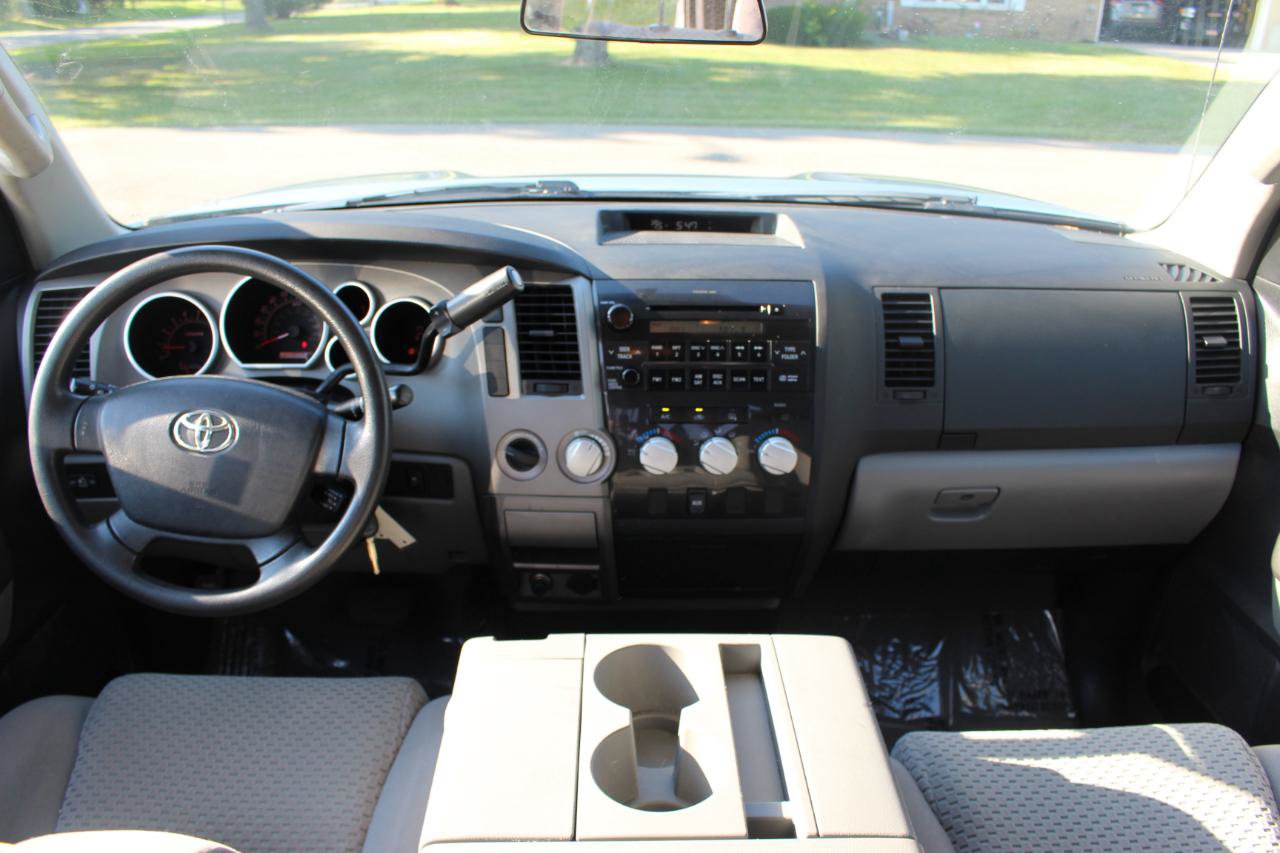 Used 2010 Toyota Tundra 4x4 Double Cab image 22