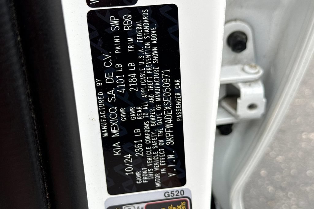 Used 2025 Kia K4 GT-Line FWD image 28