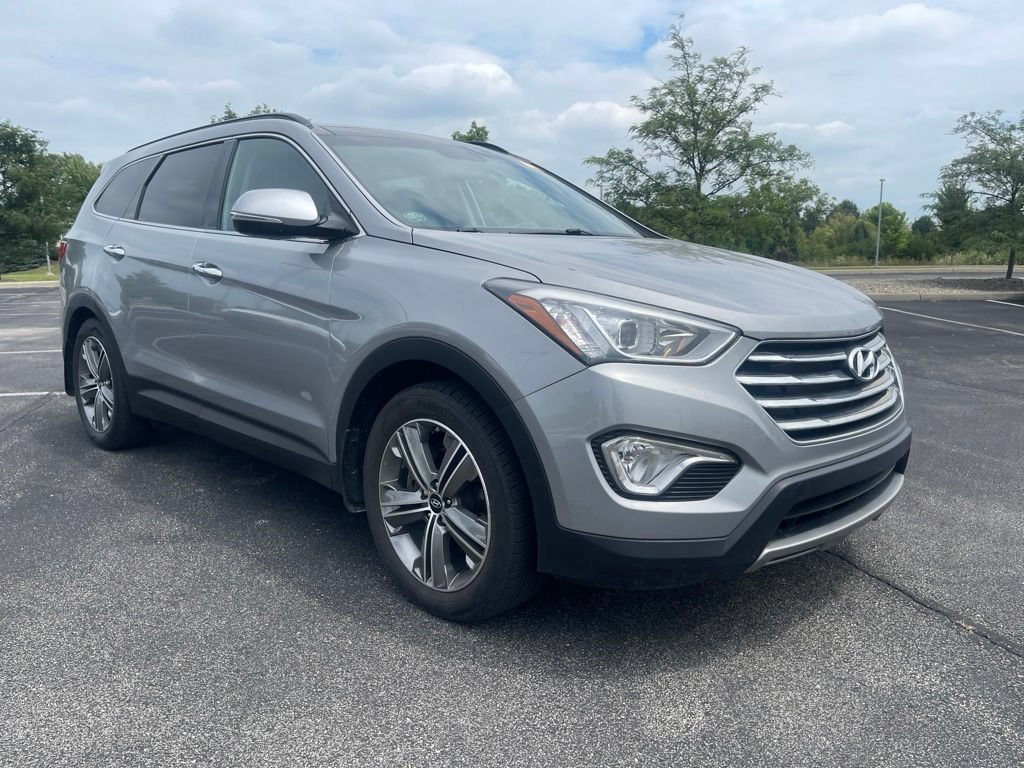 Used 2016 Hyundai Santa Fe Limited w/ Option Group 04 FWD image 3