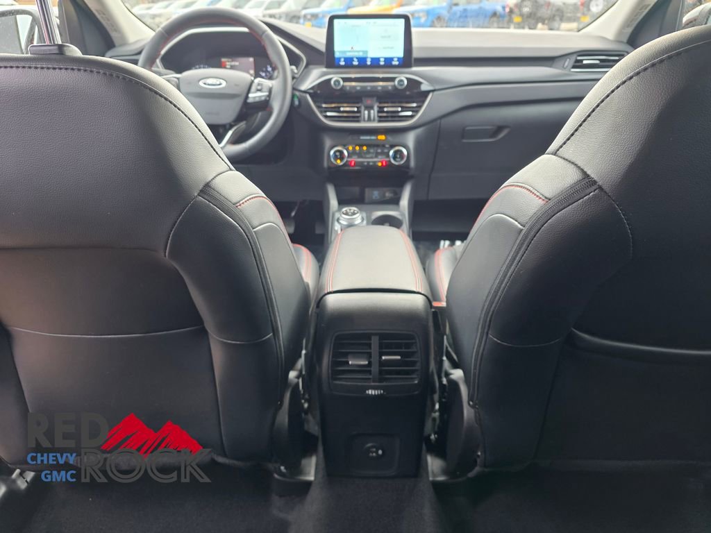 Used 2022 Ford Escape SEL w/ SEL Stealth AWD Package image 16