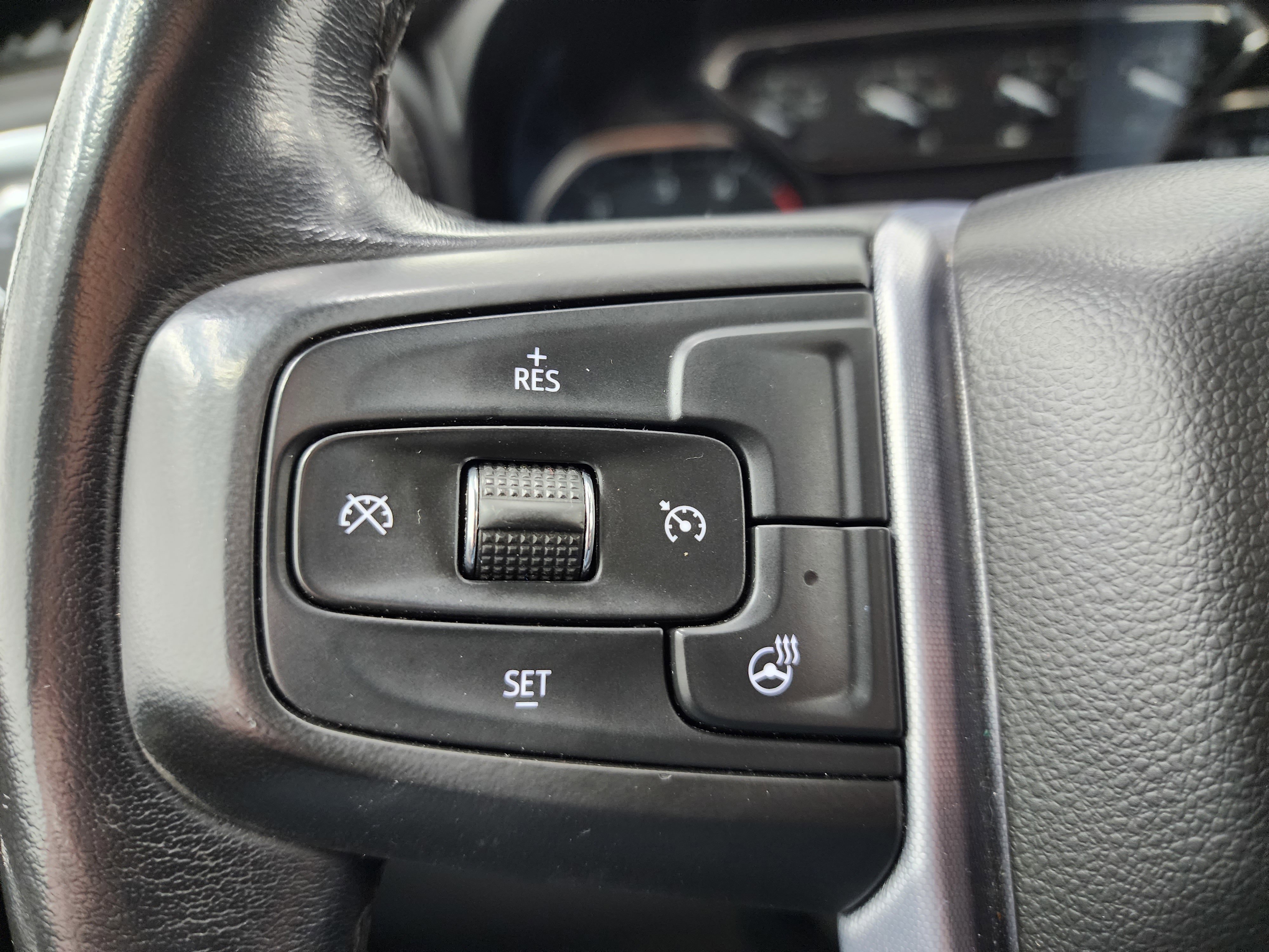 Used 2022 GMC Sierra 2500 SLT w/ LPO, GMC Protection Package image 17