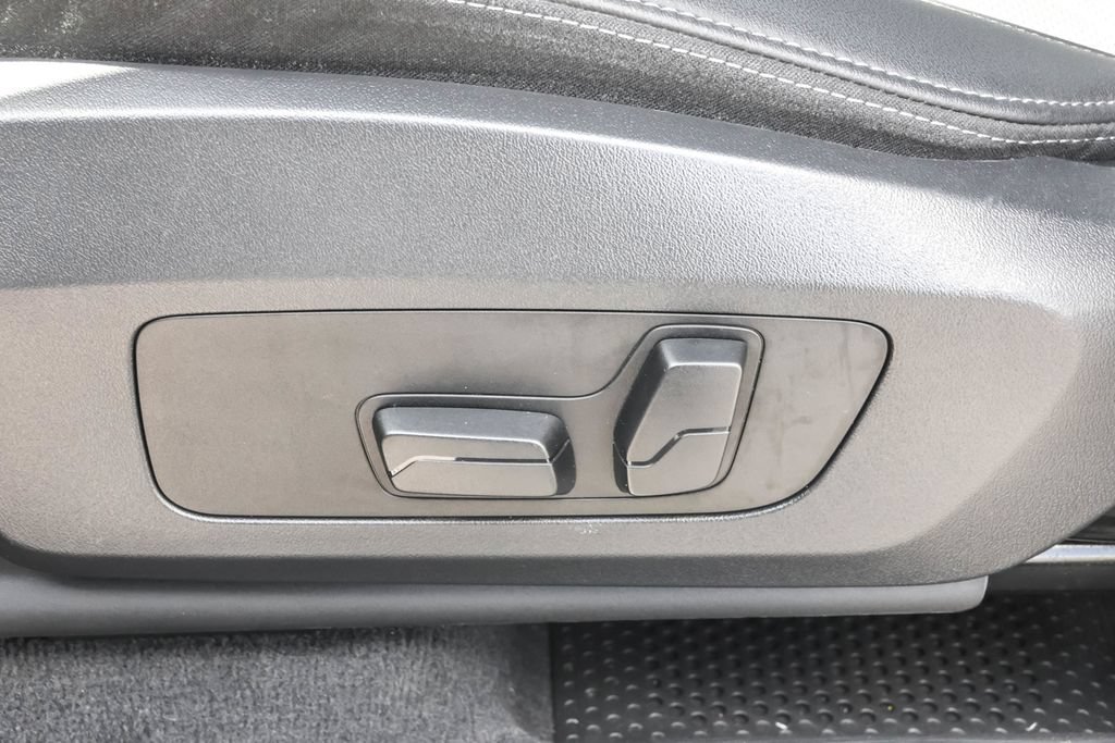 Used 2025 BMW X1 M35i AWD/4WD image 9