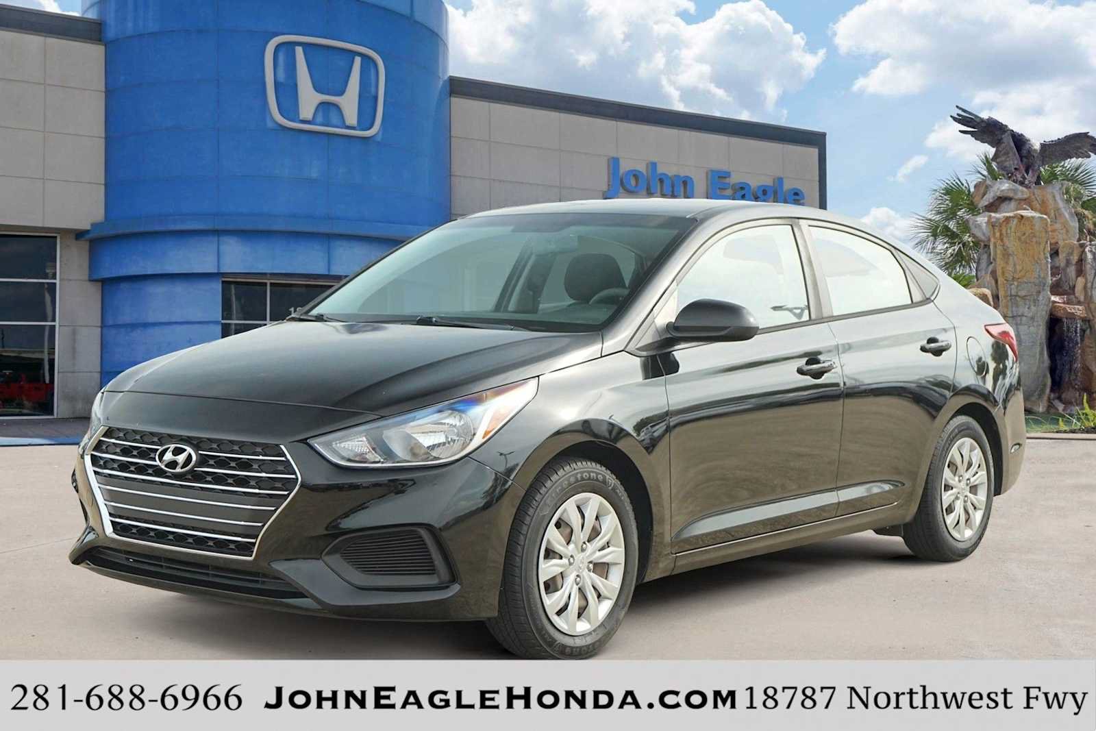 Used 2020 Hyundai Accent SE FWD image 1