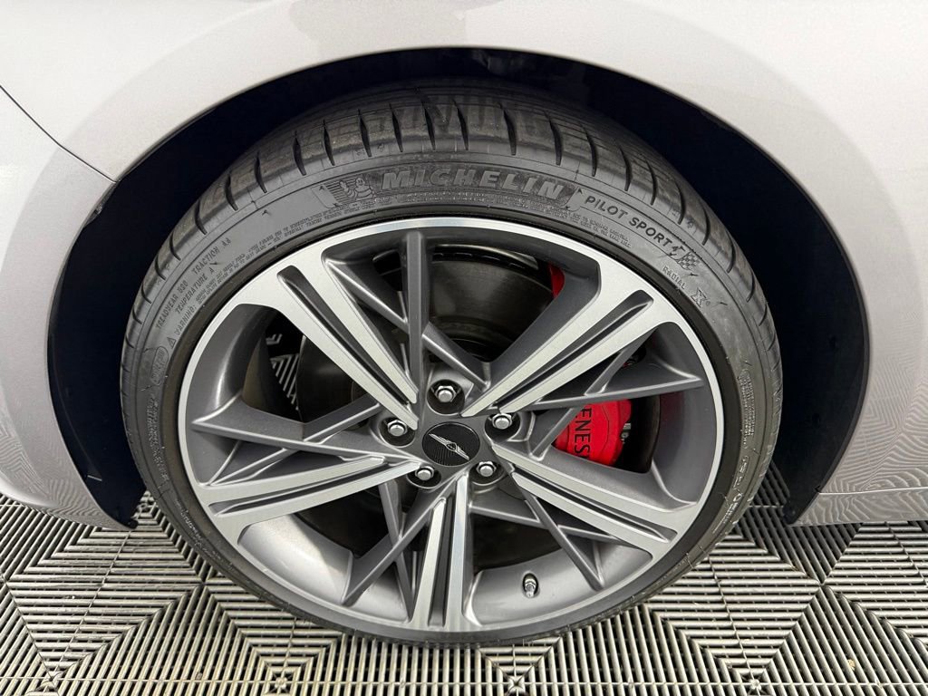 Used 2024 Genesis G70 3.3T Advanced w/ Sport Prestige Package image 11