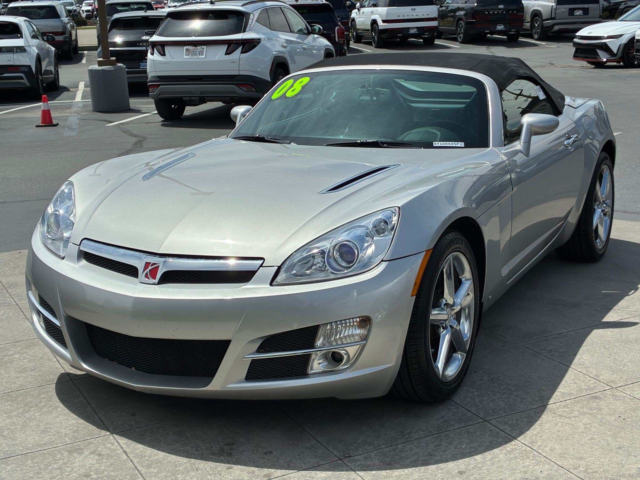 Used 2008 Saturn Sky w/ Premium Trim Package RWD image 9