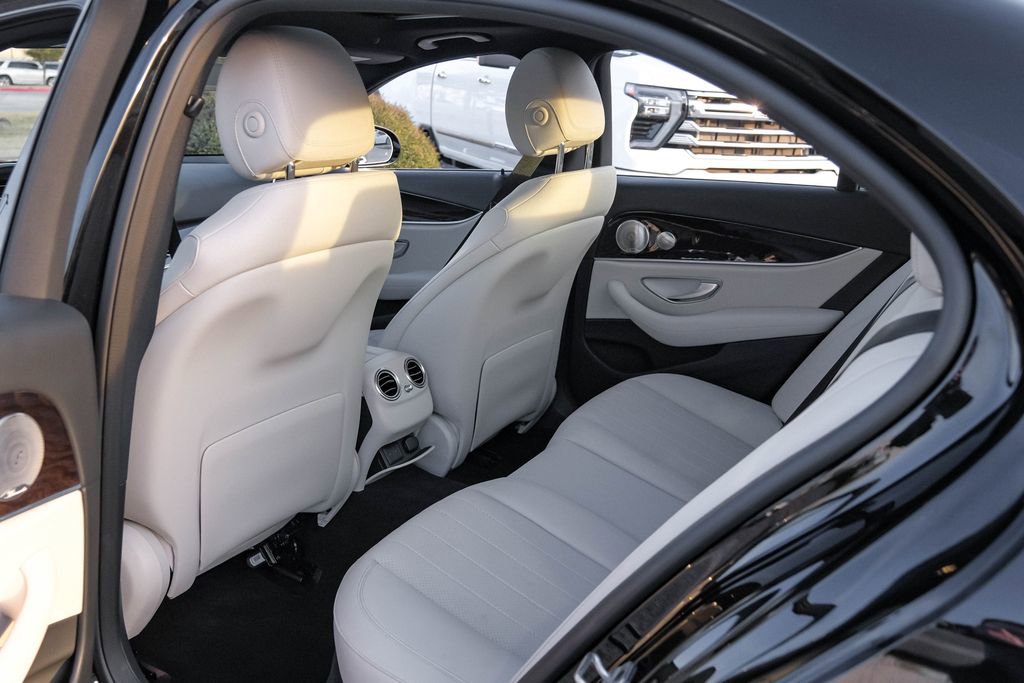 Used 2021 Mercedes-Benz E 350 Sedan image 34