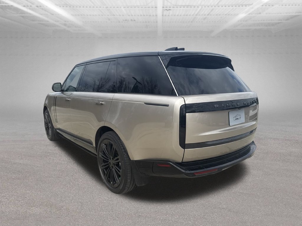 New 2026 Land Rover Range Rover Long Wheelbase SE AWD/4WD image 3