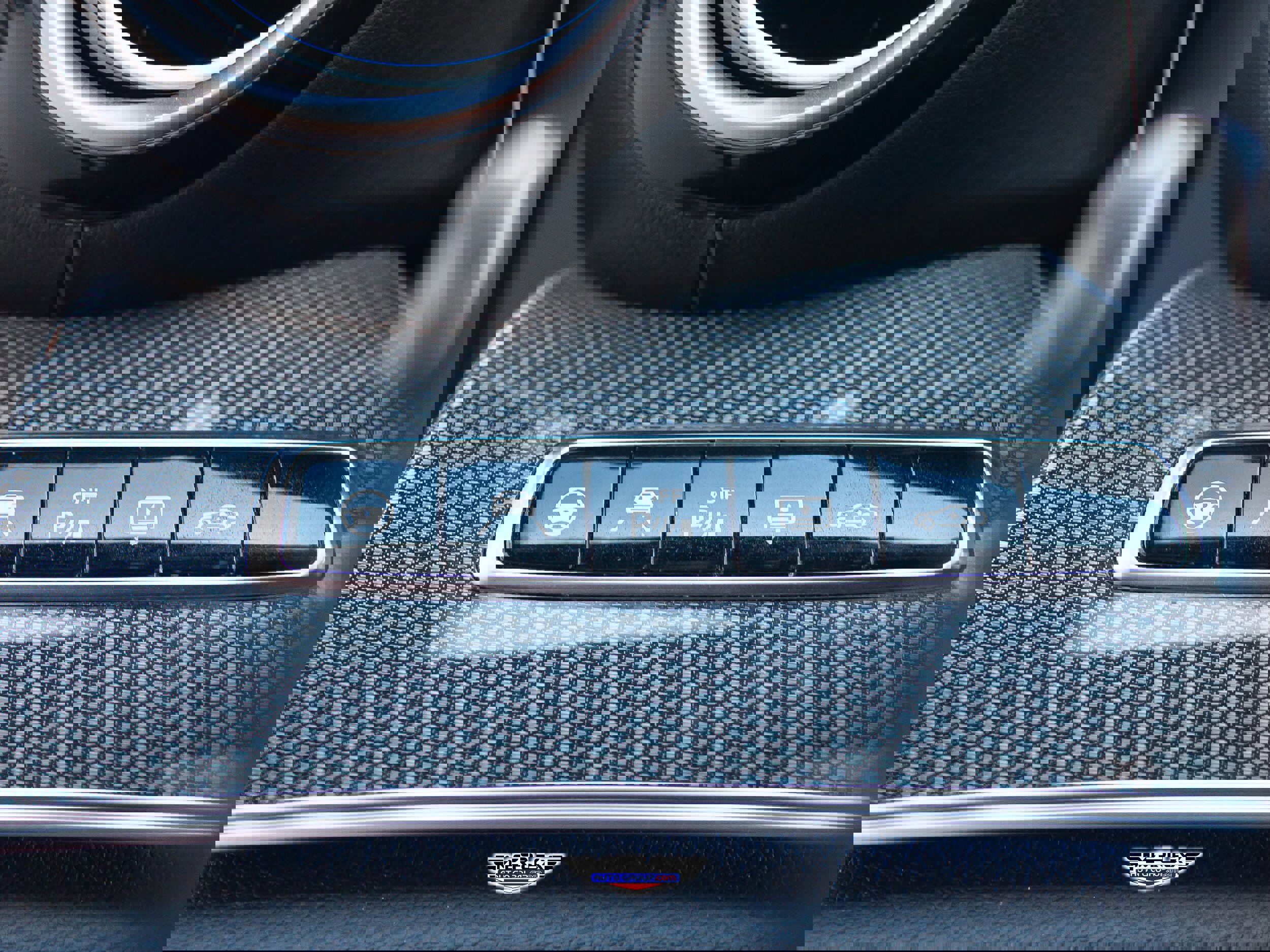 Used 2020 Mercedes-Benz E 53 AMG 4MATIC Sedan w/ Driver Assistance Package image 40