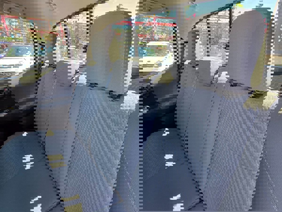 Used 2020 Toyota Tacoma SR5 image 31