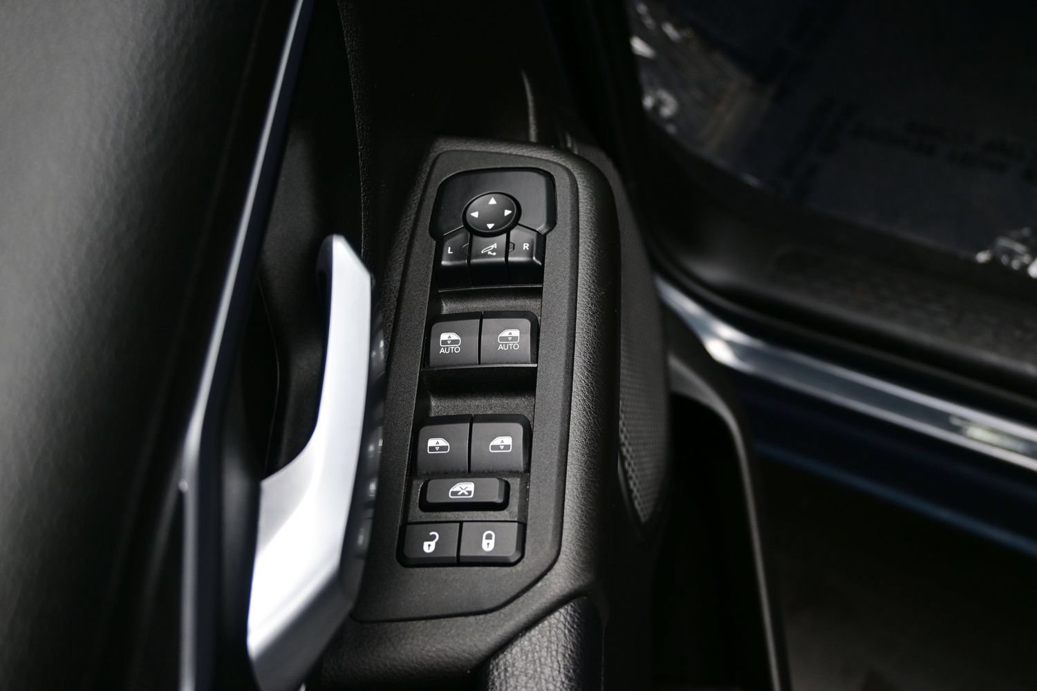 Used 2025 RAM 1500 Big Horn AWD/4WD image 13