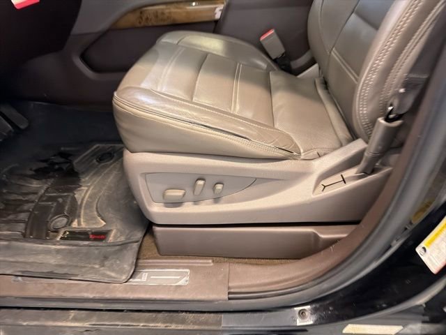 Used 2016 GMC Yukon Denali AWD/4WD image 14