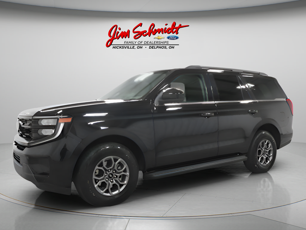 Used 2025 Ford Expedition Active AWD/4WD image 3