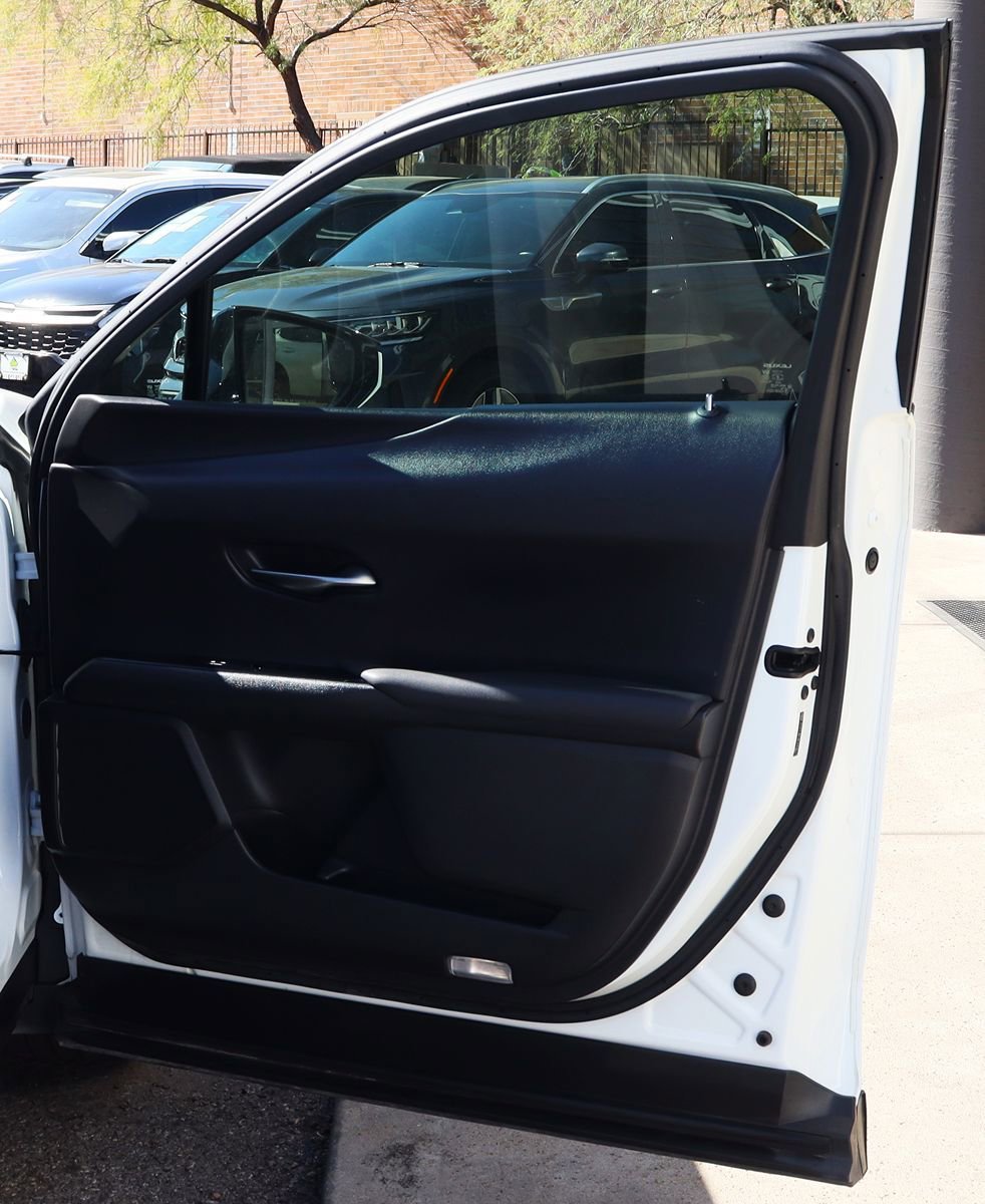 Used 2019 Lexus UX 200 F Sport w/ F Sport Premium Package image 33