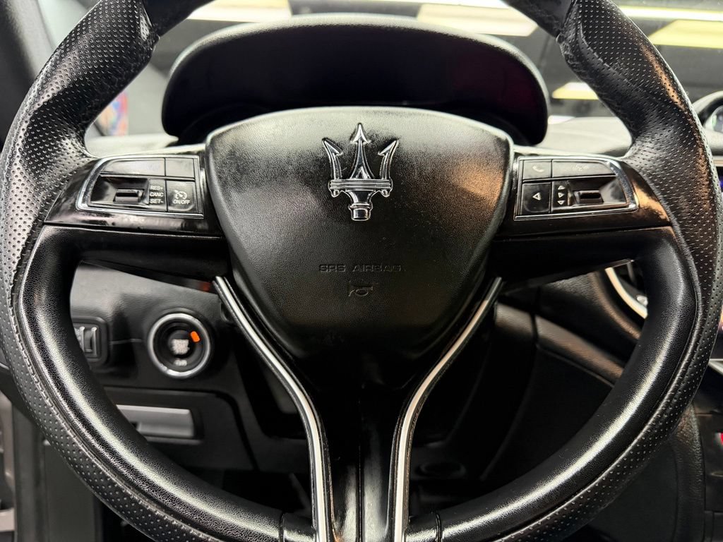 Used 2021 Maserati Ghibli RWD image 22