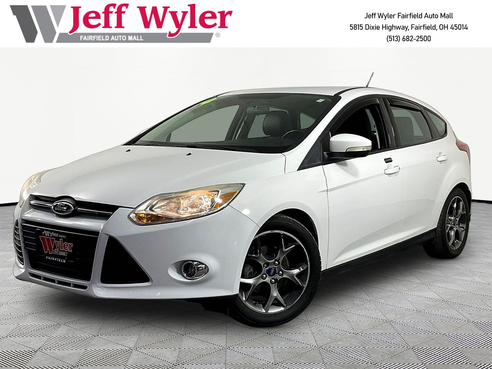 Used 2014 Ford Focus SE w/ Equipment Group 201A FWD image 1