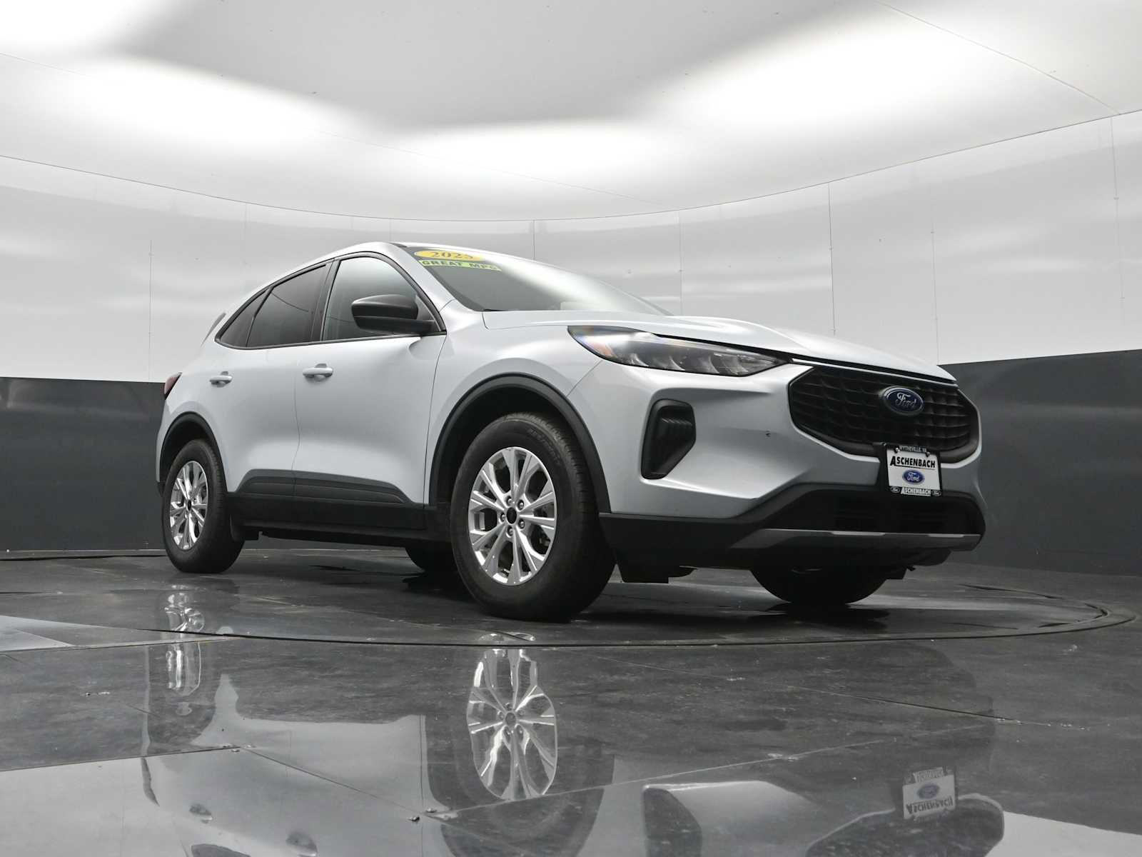 Certified 2025 Ford Escape Active w/ Cold Weather Package FWD image 50