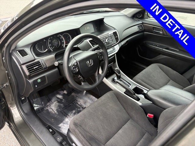Used 2014 Honda Accord EX image 37